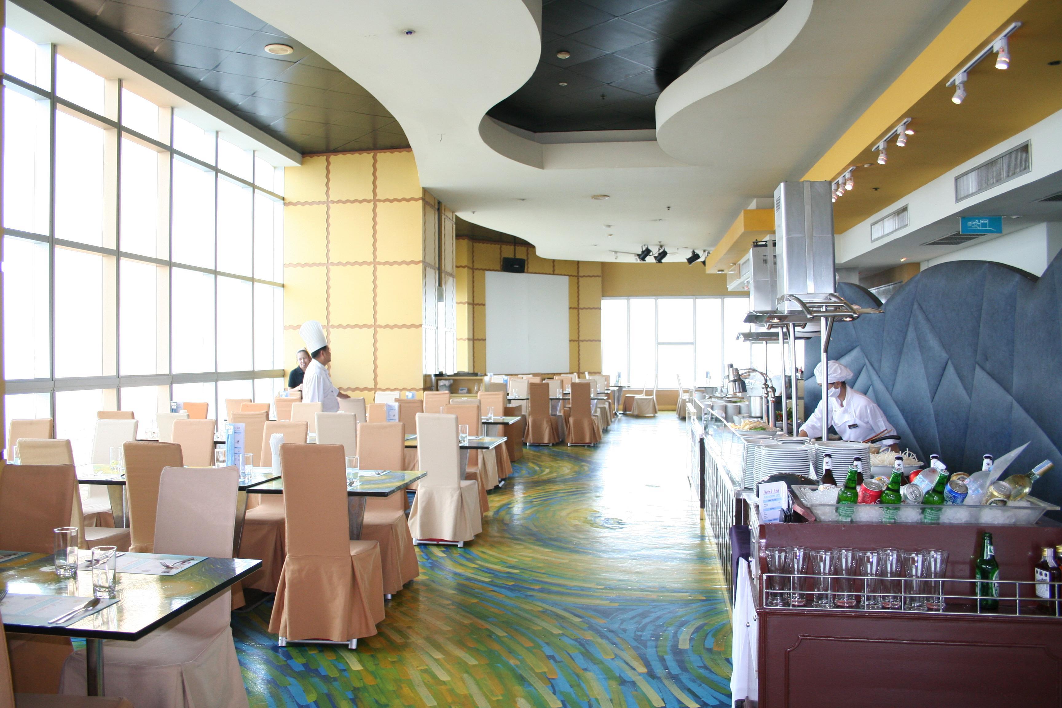 Baiyoke Sky Hotel Банкок Екстериор снимка