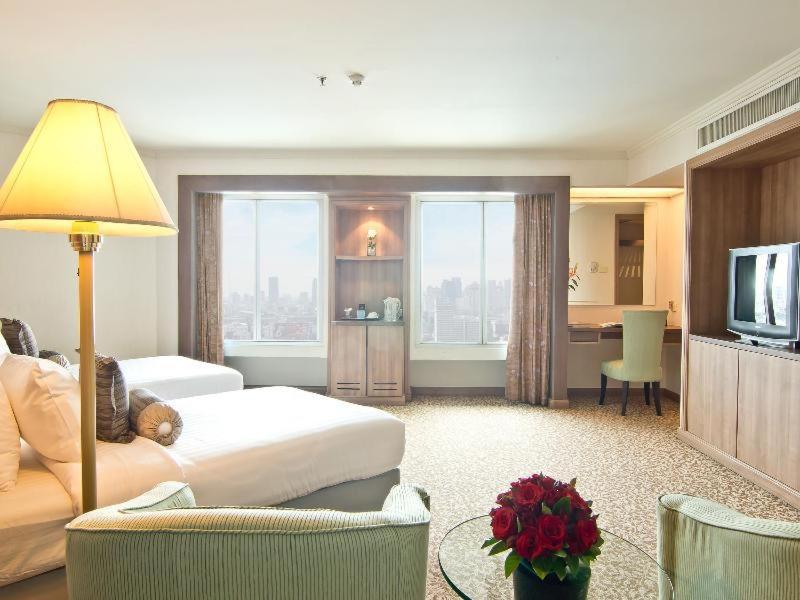 Baiyoke Sky Hotel Банкок Стая снимка