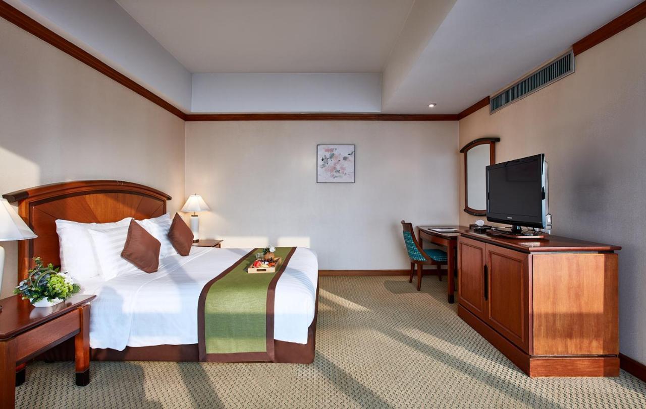 Baiyoke Sky Hotel Банкок Екстериор снимка