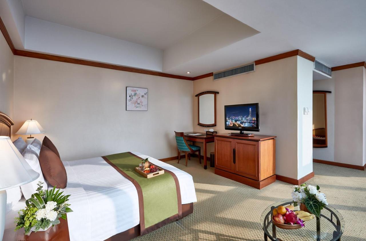 Baiyoke Sky Hotel Банкок Екстериор снимка